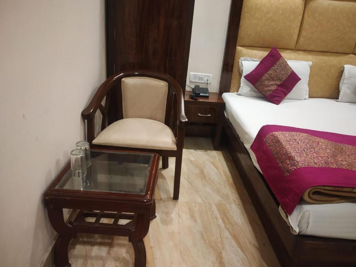 Adb Rooms Hotel Indo Continental New Delhi Exterior photo
